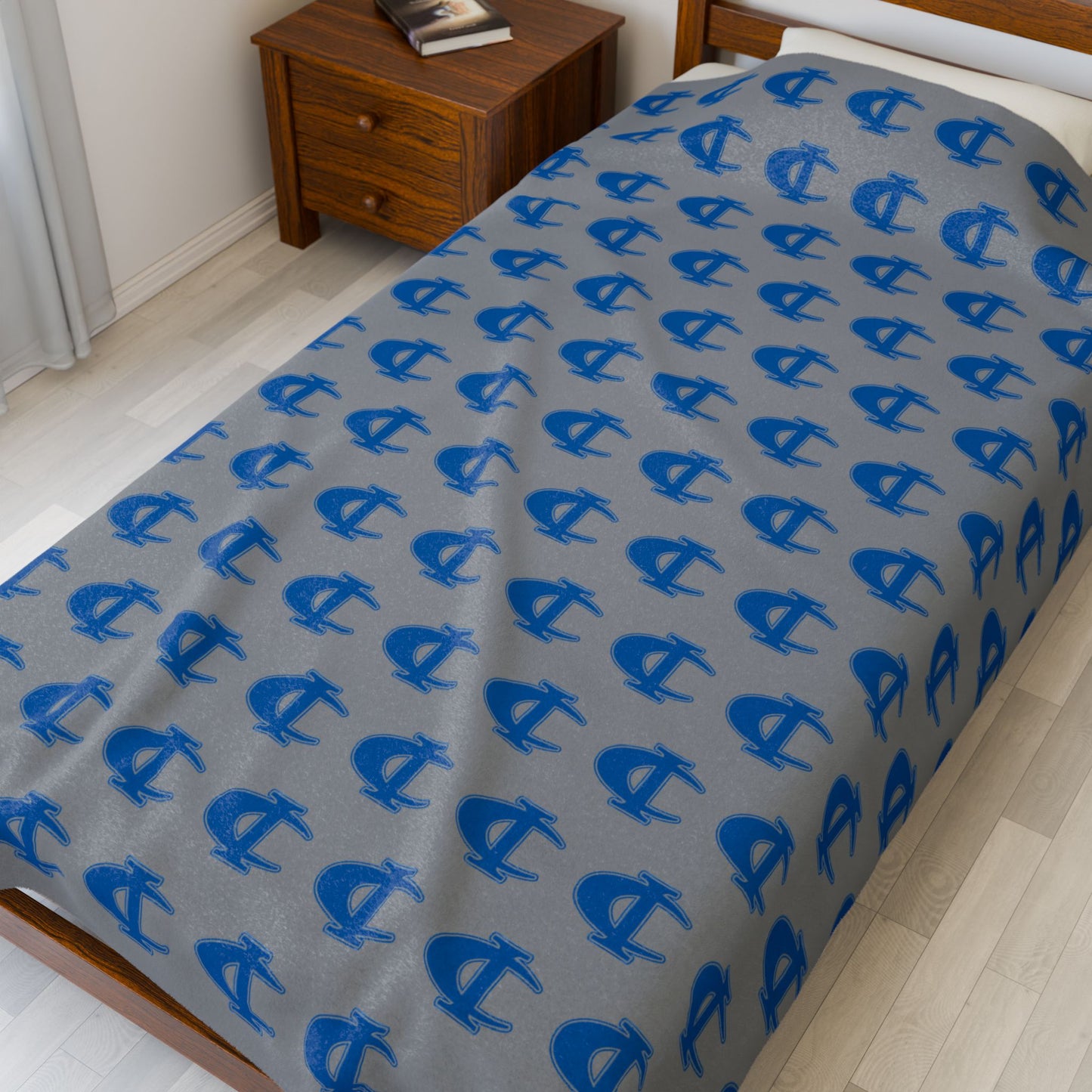 Cambridge-Isanti Bluejackets ~ Velveteen Plush Blanket