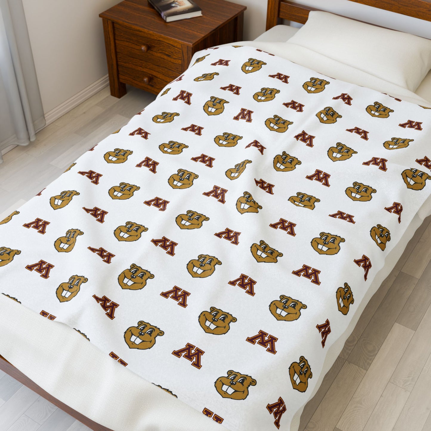 UofM Gophers ~ Velveteen Plush Blanket