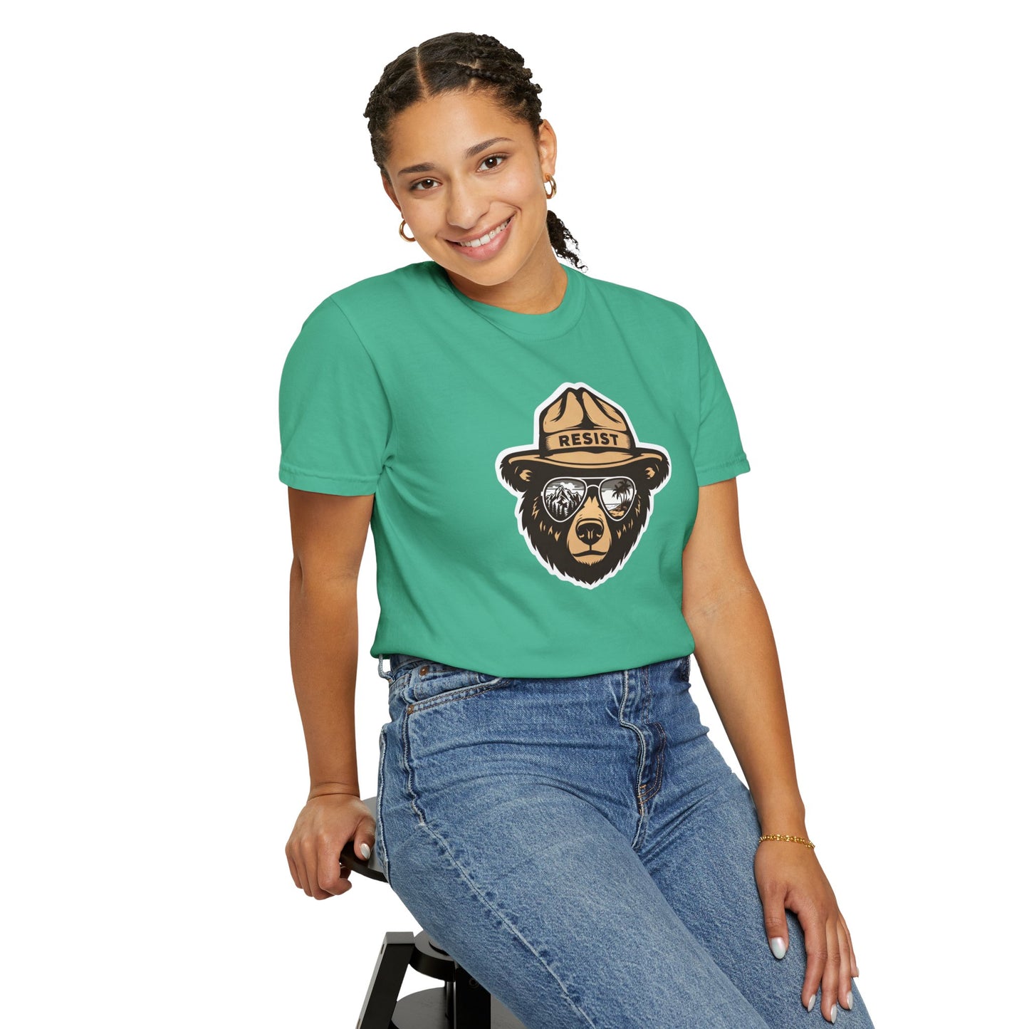Smokey the Bear RESIST (T-shirt)