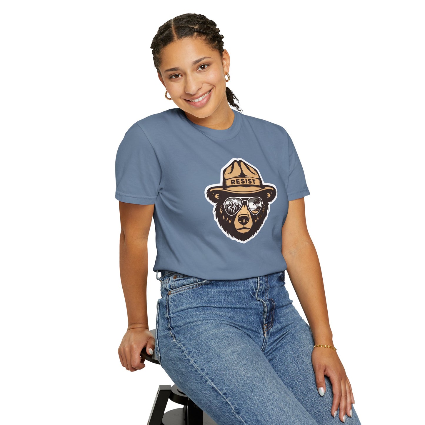Smokey the Bear RESIST (T-shirt)