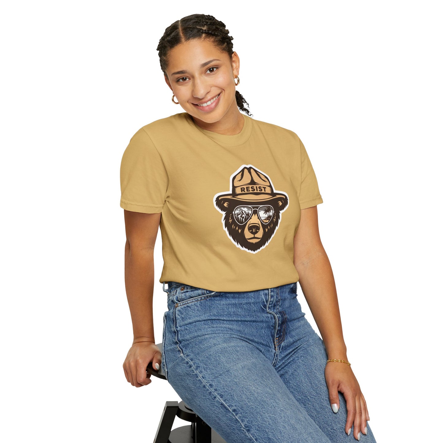 Smokey the Bear RESIST (T-shirt)