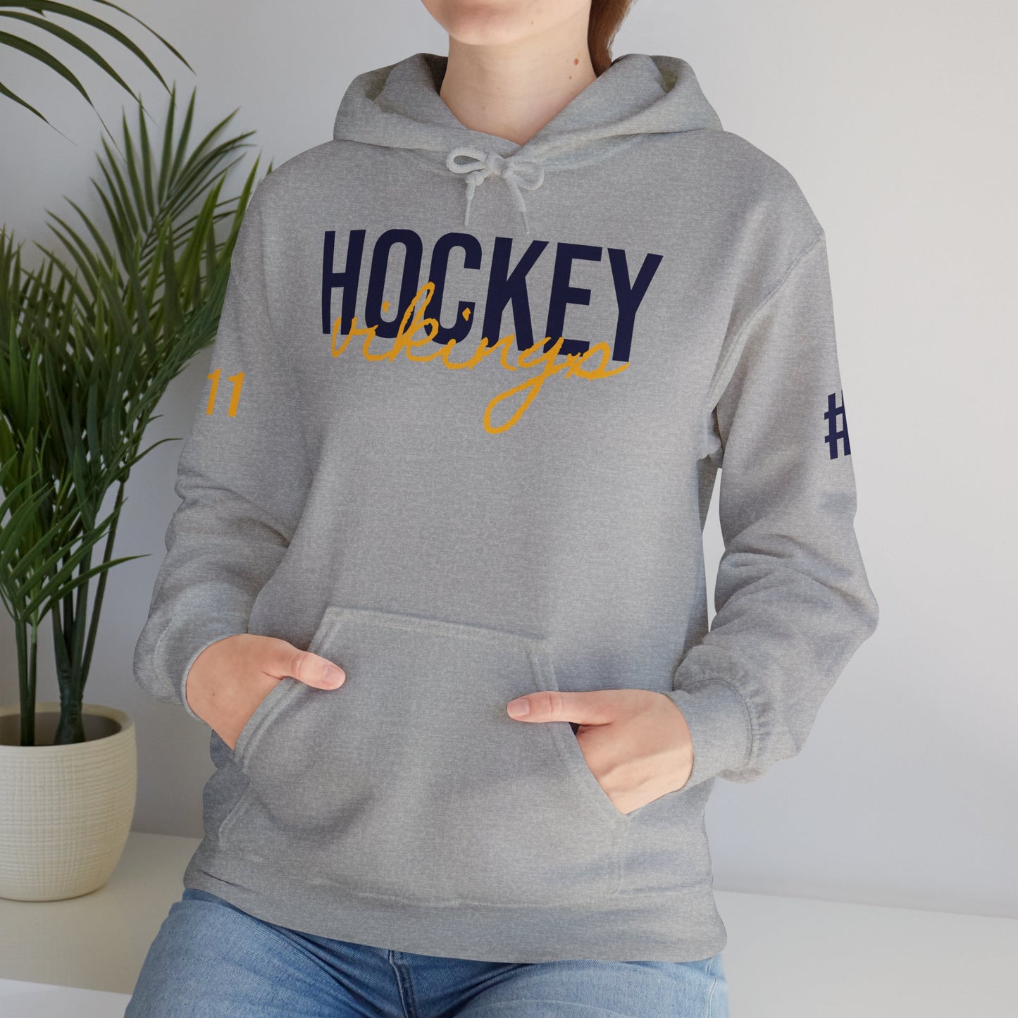 Hennen Hockey Hoodies - Unisex Heavy Blend™ Hooded Sweatshirt