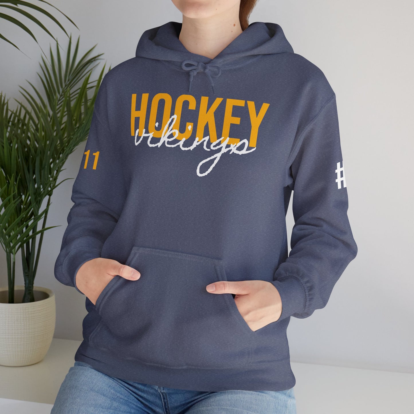 Hennen Hockey Hoodies - Unisex Heavy Blend™ Hooded Sweatshirt