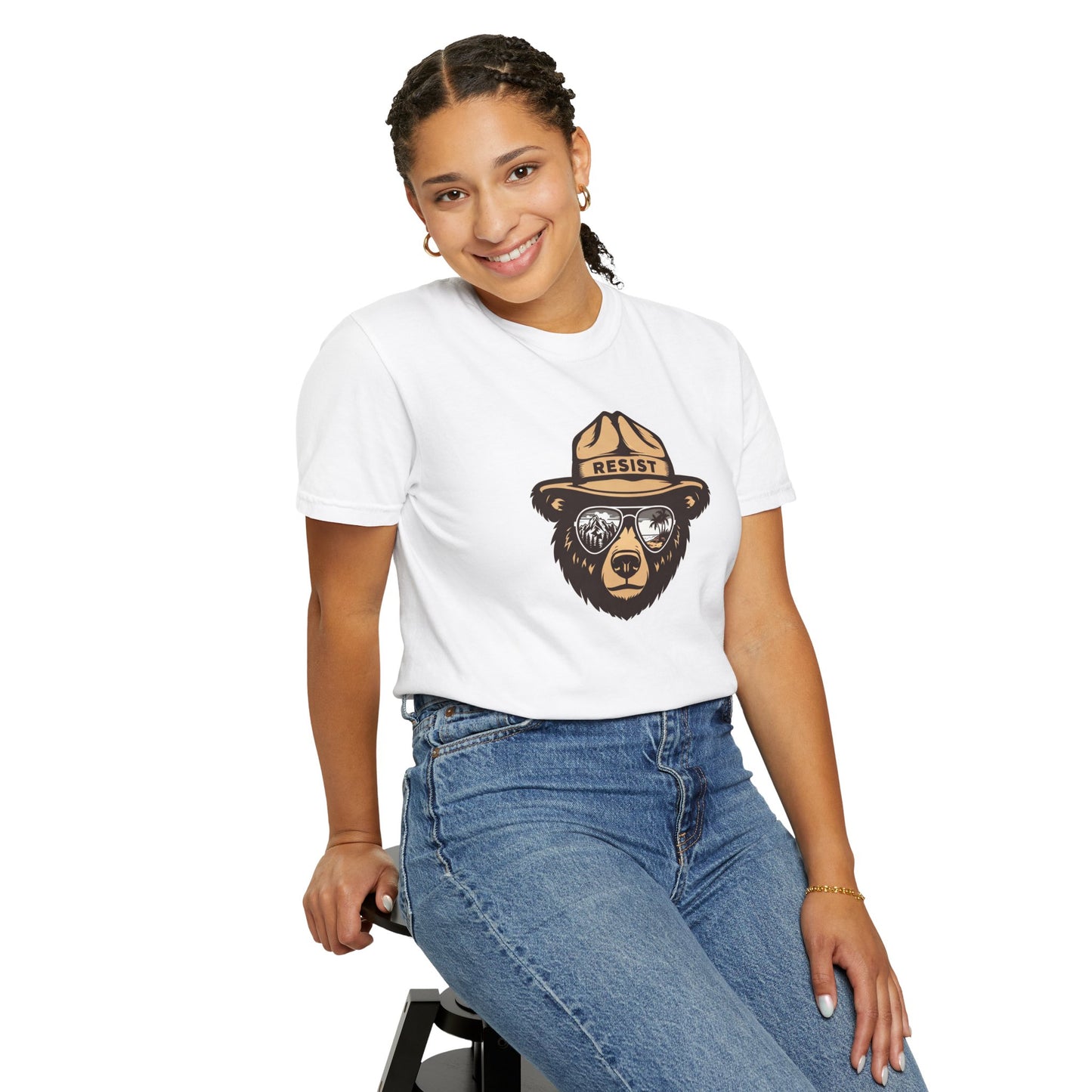 Smokey the Bear RESIST (T-shirt)