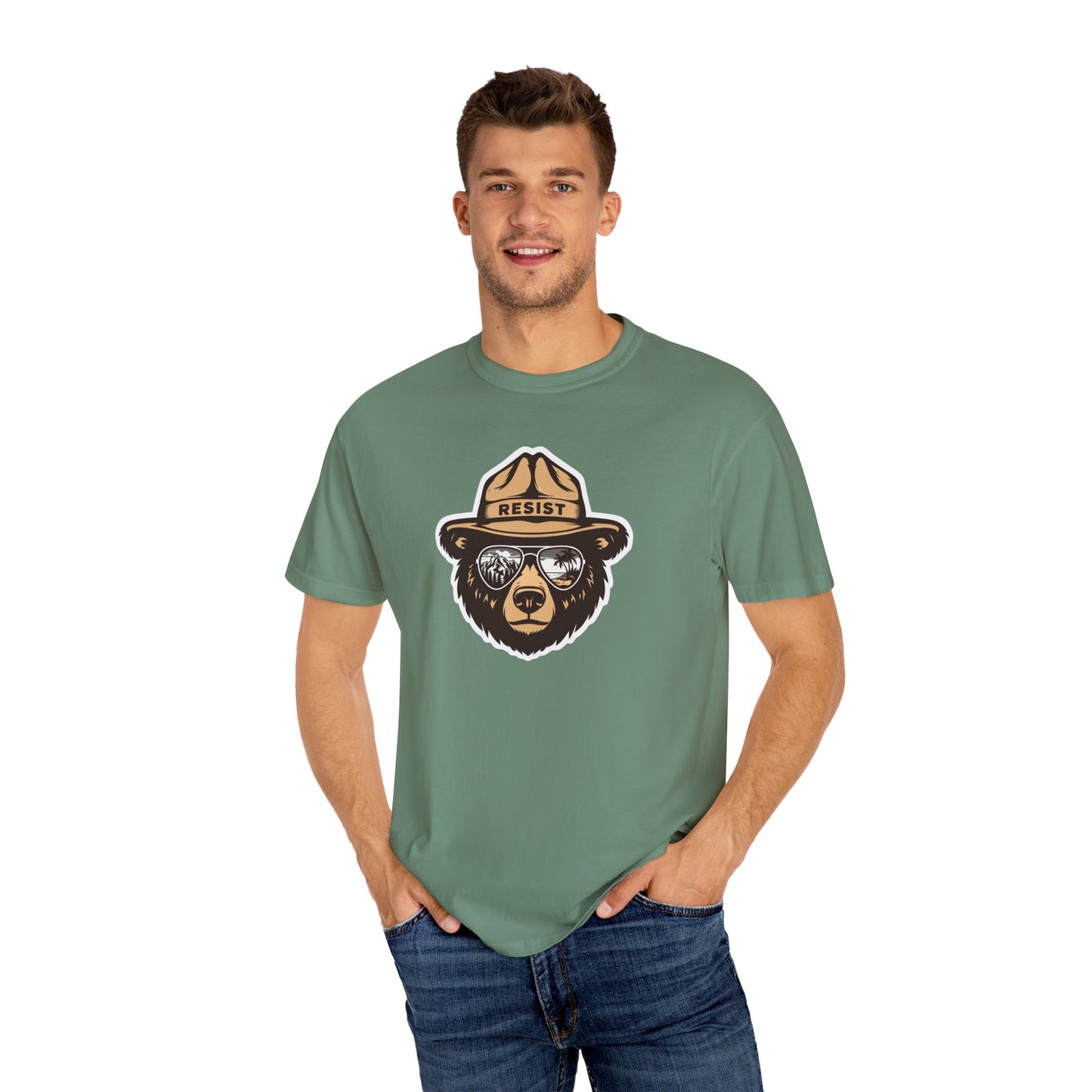 Smokey the Bear RESIST (T-shirt)