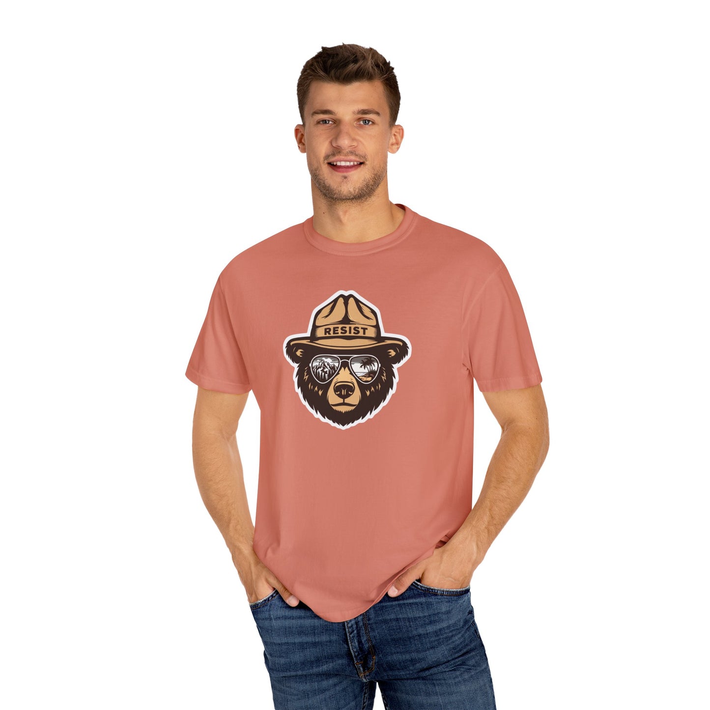 Smokey the Bear RESIST (T-shirt)