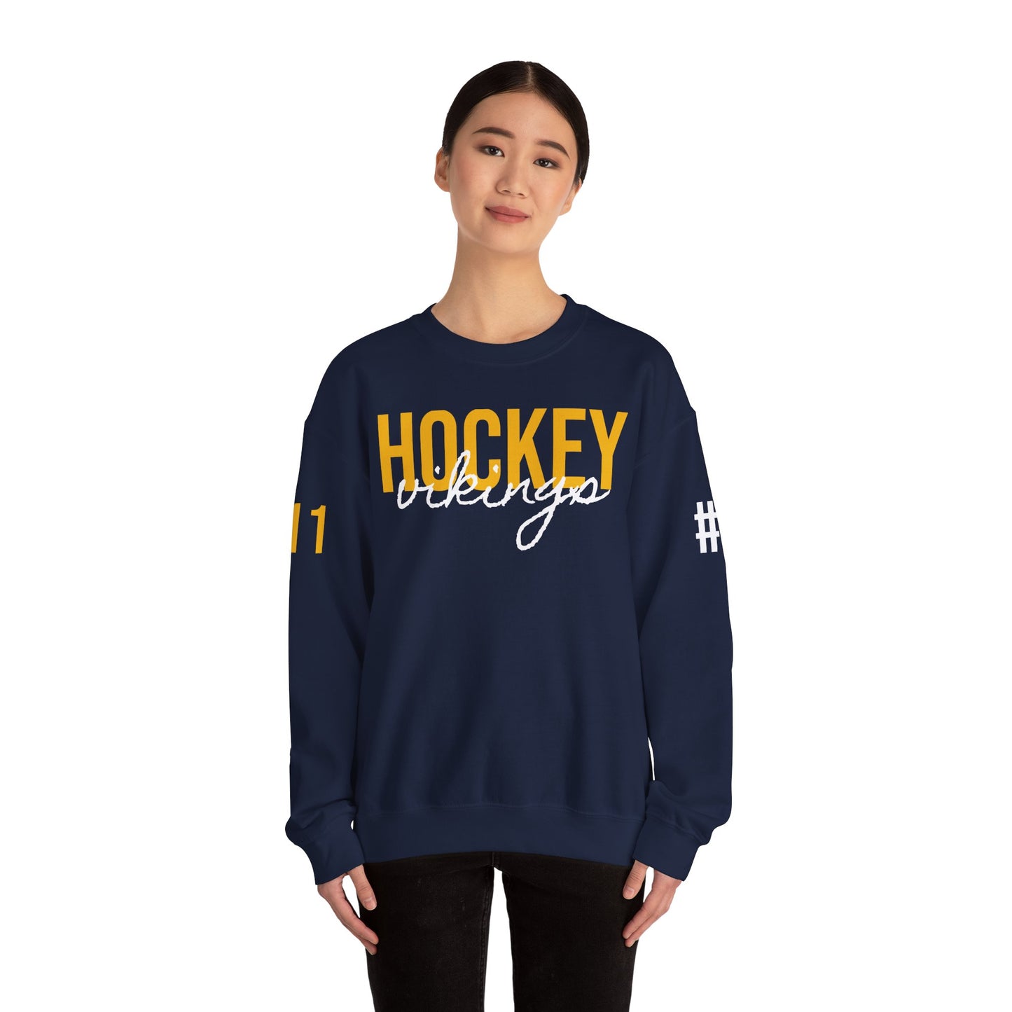 Hennen Hockey - Unisex Heavy Blend™ Crewneck Sweatshirt