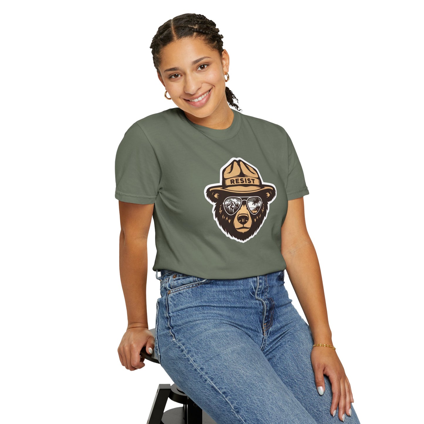 Smokey the Bear RESIST (T-shirt)