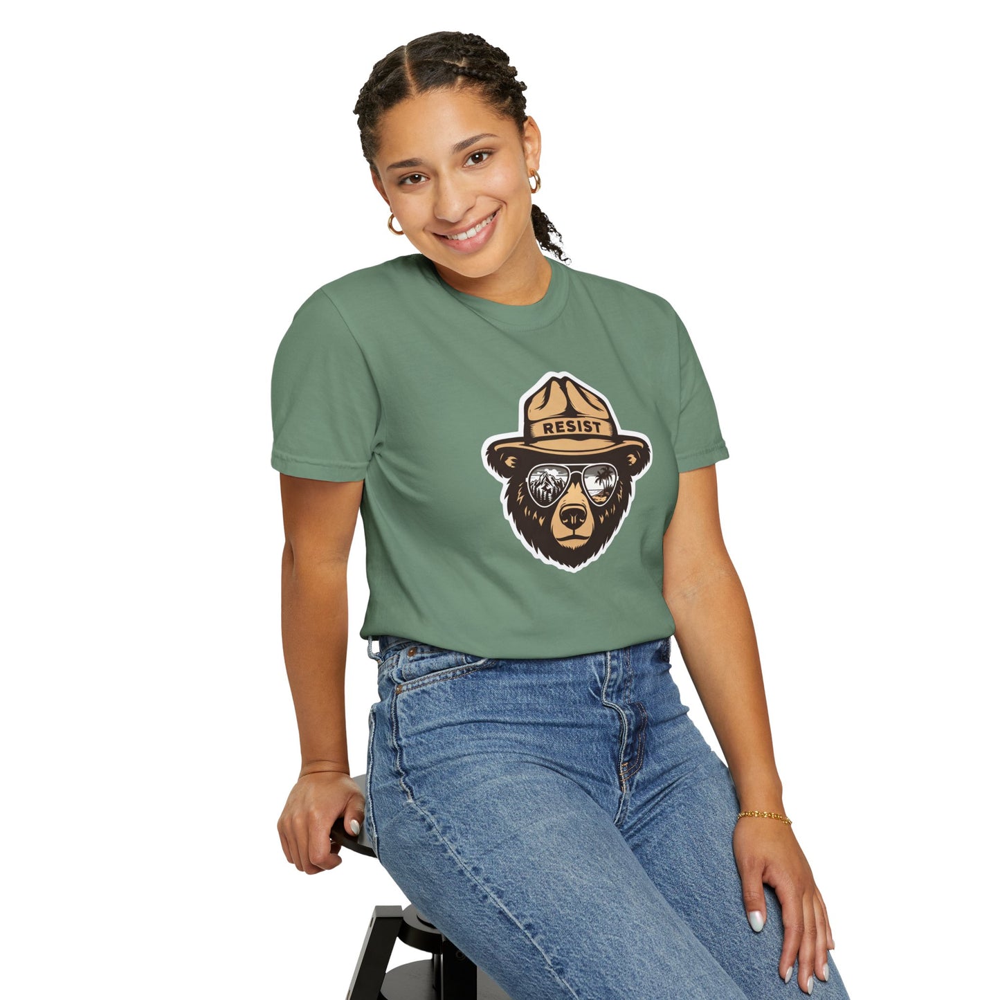 Smokey the Bear RESIST (T-shirt)
